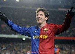 海豚直播-哪些意甲球队本赛季面临降级风险？最新形势分析